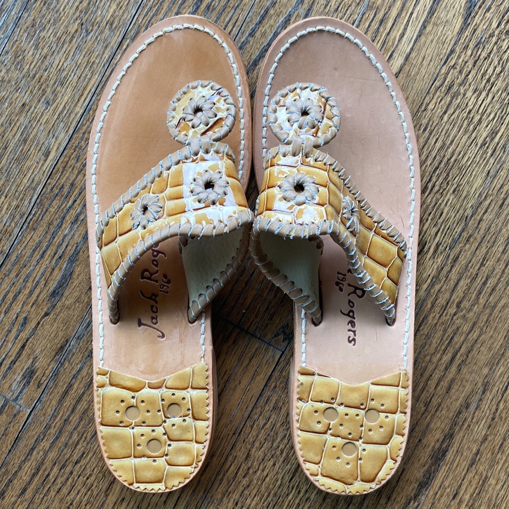 Jack Rogers shiny croc-embossed sandals - Picture 3 of 4